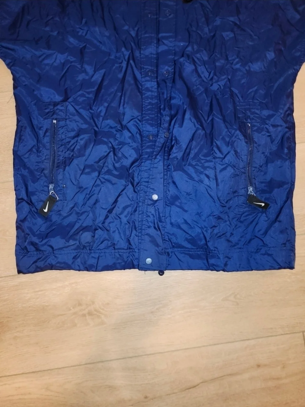 Nike Men's Hooded Windbreaker Jacket in Royal Blue with Black Accents